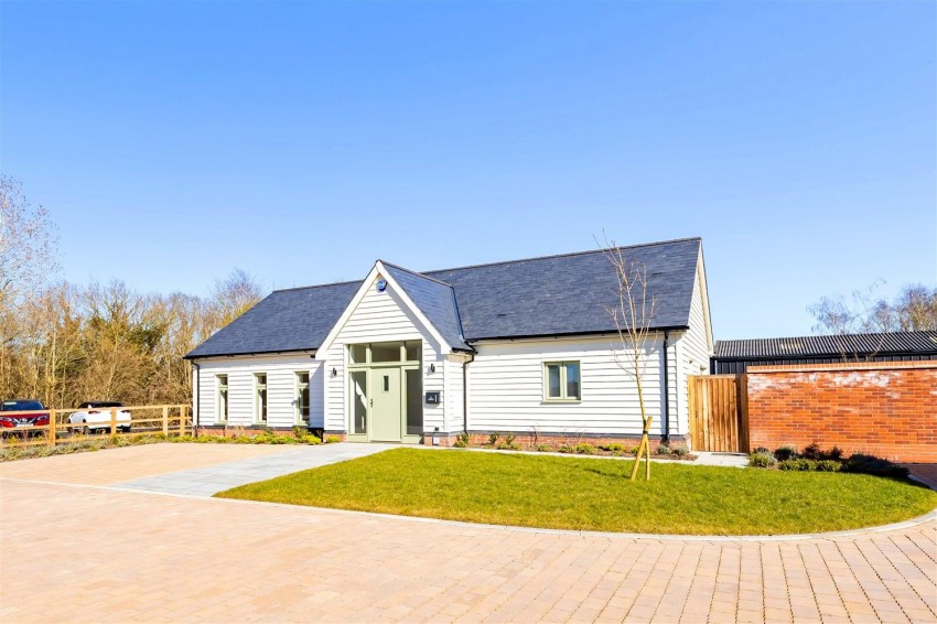 Images for MEADOW VIEW, Epping Lane, Stapleford Tawney,