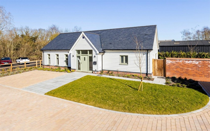 Images for MEADOW VIEW, Epping Lane, Stapleford Tawney,