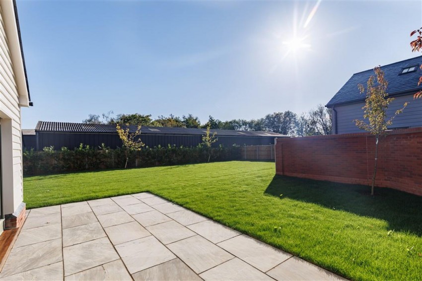 Images for MEADOW VIEW, Epping Lane, Stapleford Tawney,