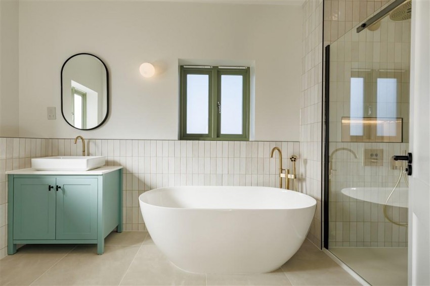 Images for MEADOW VIEW, Epping Lane, Stapleford Tawney,