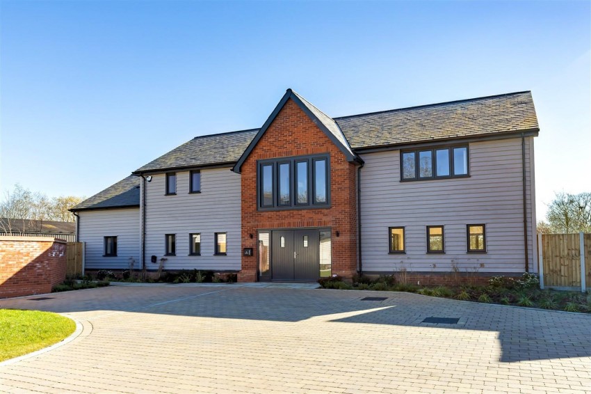 Images for MEADOW VIEW, Epping Lane, Stapleford Tawney,