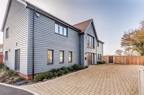 View Full Details for MEADOW VIEW, Epping Lane, Stapleford Tawney,