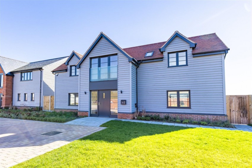 Images for MEADOW VIEW, Epping Lane, Stapleford Tawney,