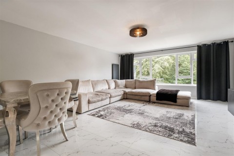 View Full Details for Ardmore Lane, Buckhurst Hill