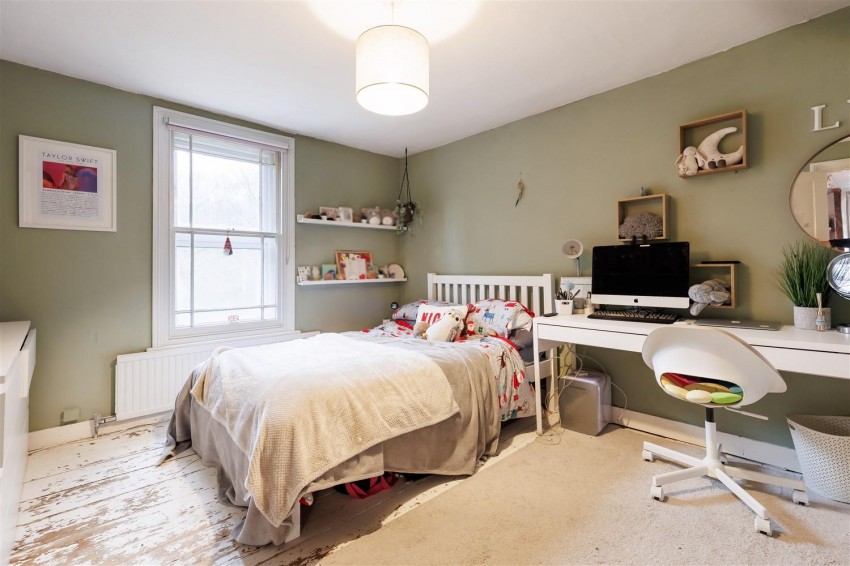 Images for High Road, Epping