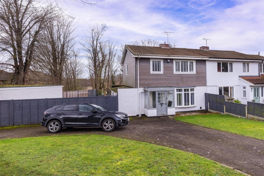 Images for Centre Drive, Epping