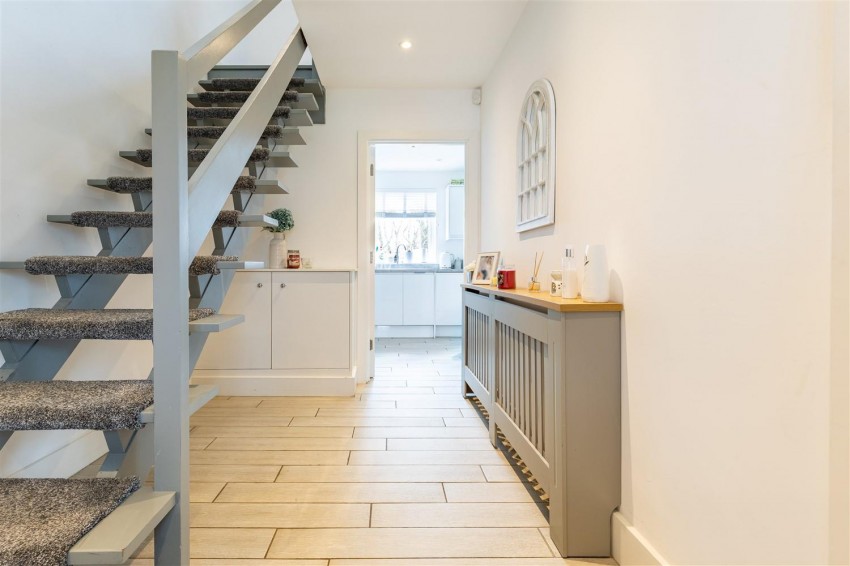 Images for Centre Drive, Epping