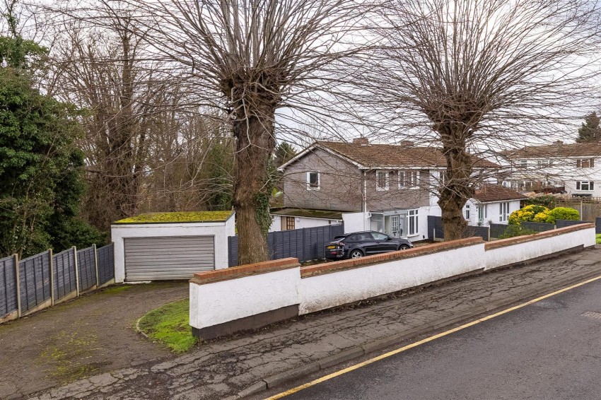 Images for Centre Drive, Epping