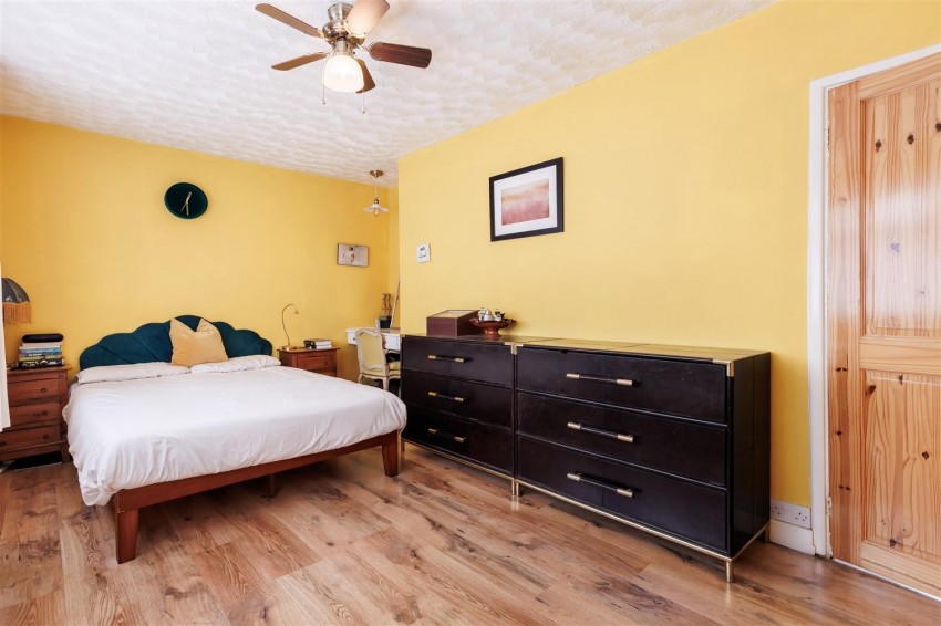 Images for Holt Way, Chigwell