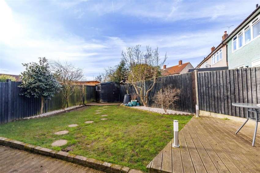 Images for Holt Way, Chigwell