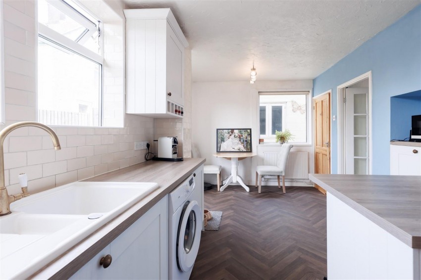 Images for Holt Way, Chigwell