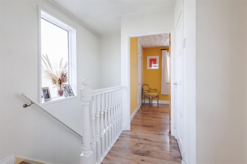 Images for Holt Way, Chigwell