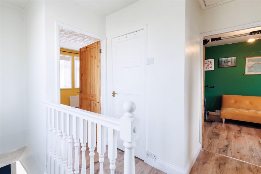 Images for Holt Way, Chigwell