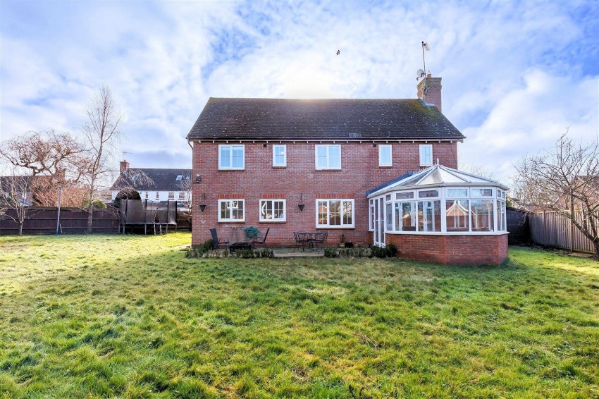 Images for Tempest Mead, North Weald