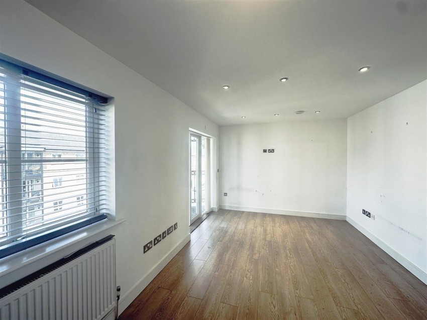 Images for Buckingham Road, Epping