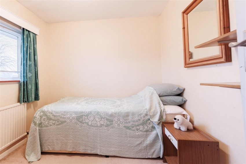 Images for Centre Drive, Epping