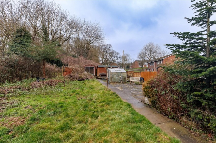 Images for Centre Drive, Epping