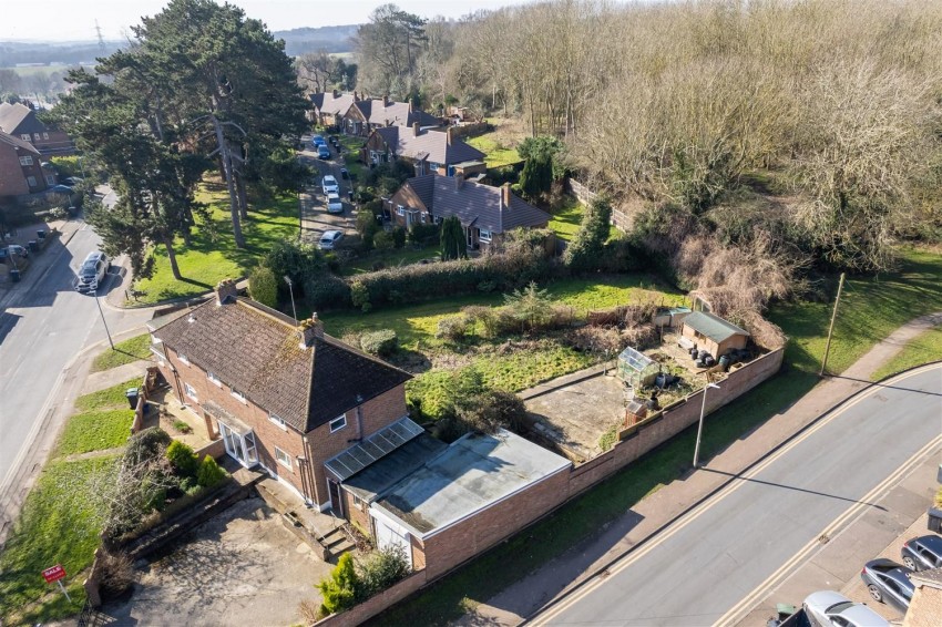 Images for Centre Drive, Epping