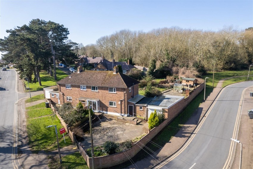 Images for Centre Drive, Epping
