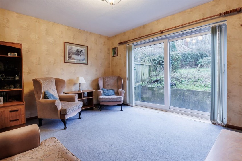 Images for Centre Drive, Epping