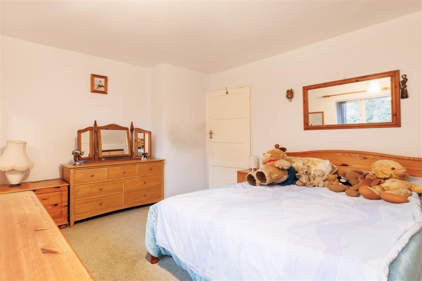 Images for Centre Drive, Epping