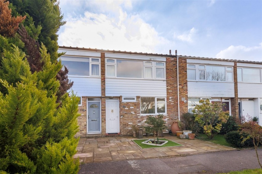 Images for Highfield Green, Epping