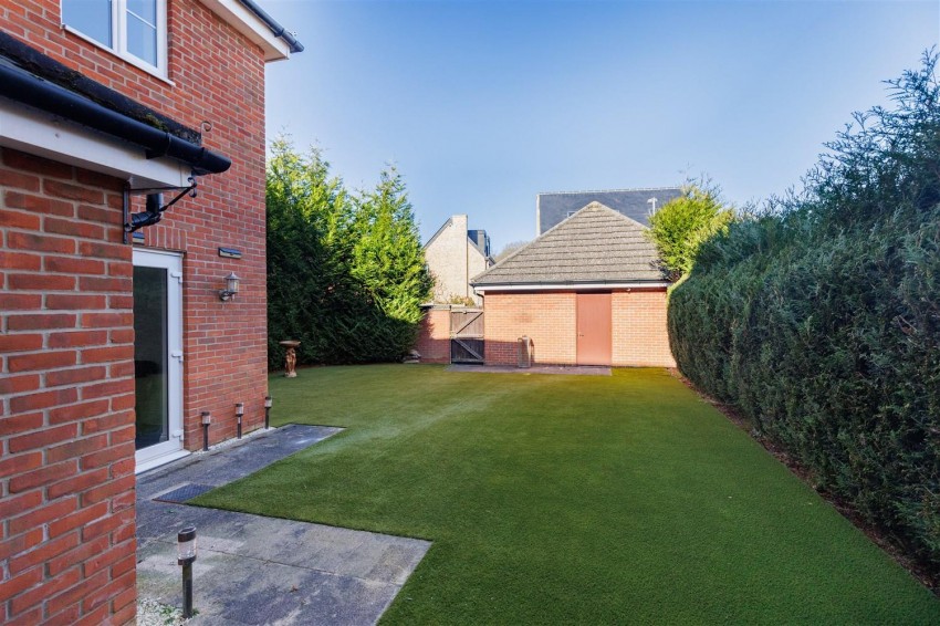 Images for Kings Wood Park, Epping