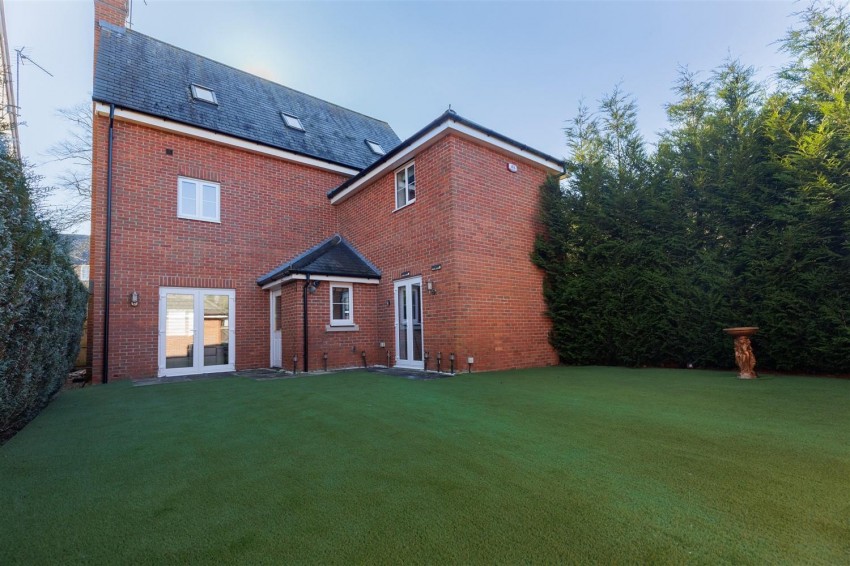 Images for Kings Wood Park, Epping
