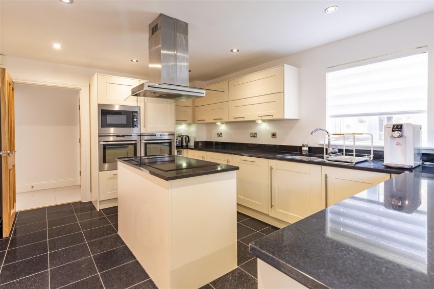 Images for Kings Wood Park, Epping