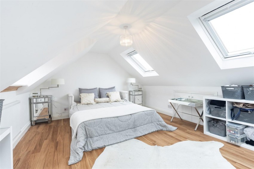 Images for Kings Wood Park, Epping