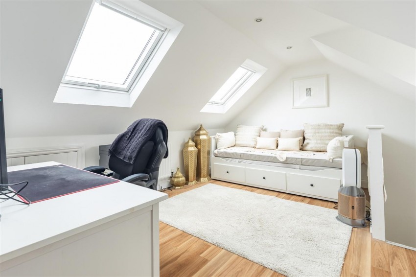 Images for Kings Wood Park, Epping