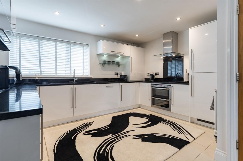 Images for Kings Wood Park, Epping