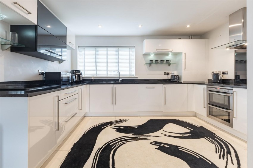 Images for Kings Wood Park, Epping