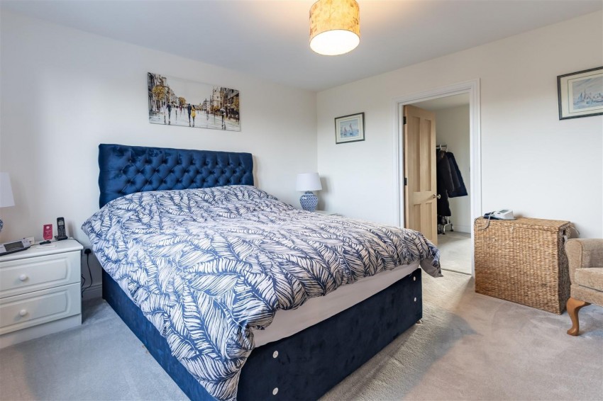 Images for New Farm Drive, Abridge