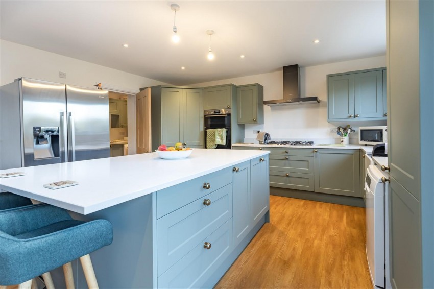 Images for New Farm Drive, Abridge