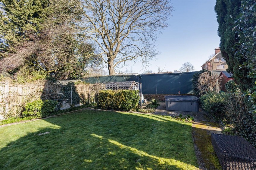 Images for Crows Road, Epping