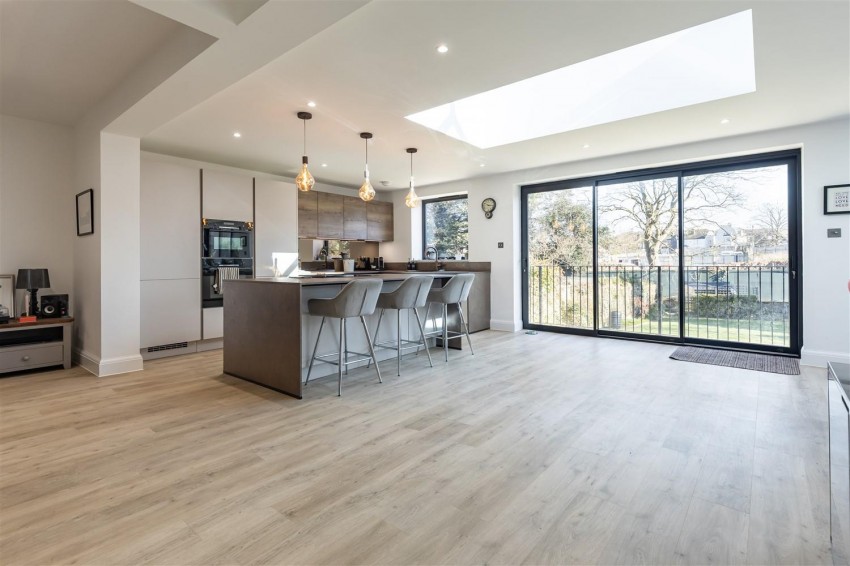 Images for Crows Road, Epping