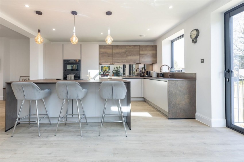 Images for Crows Road, Epping