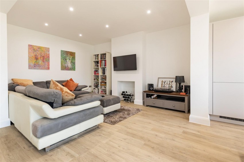 Images for Crows Road, Epping