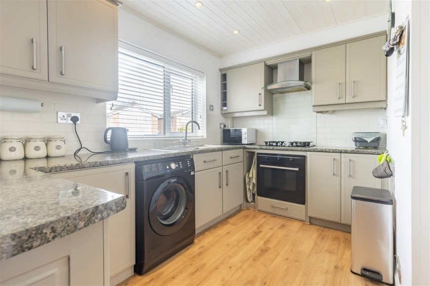 Images for Thornhill, North Weald