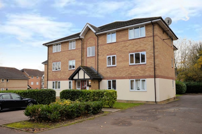 Woodland Grove, Epping