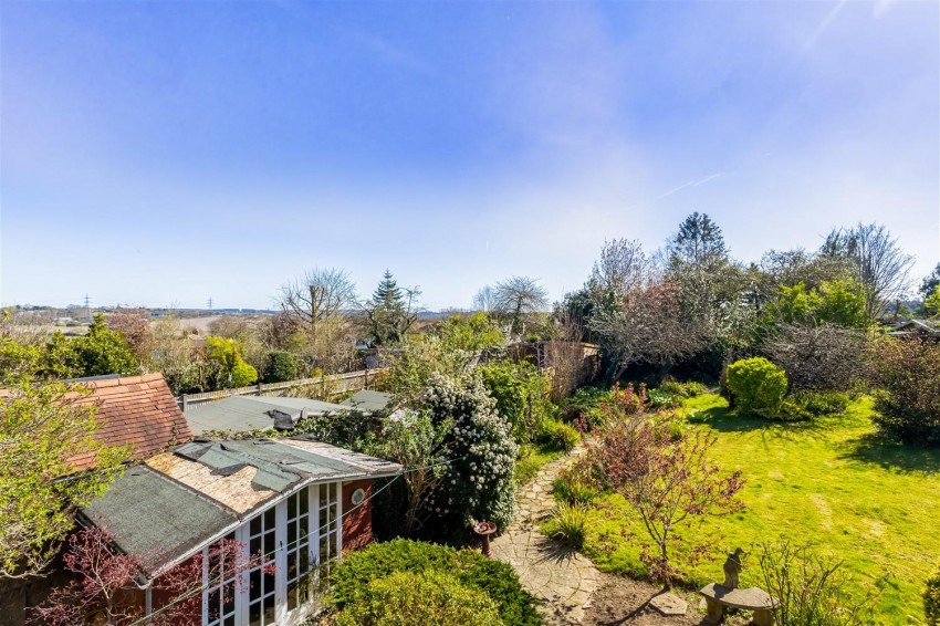 Images for Heath Drive, Theydon Bois
