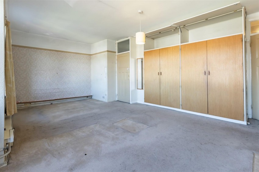 Images for Heath Drive, Theydon Bois