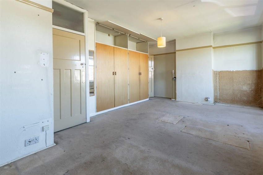 Images for Heath Drive, Theydon Bois