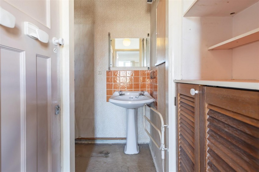 Images for Heath Drive, Theydon Bois
