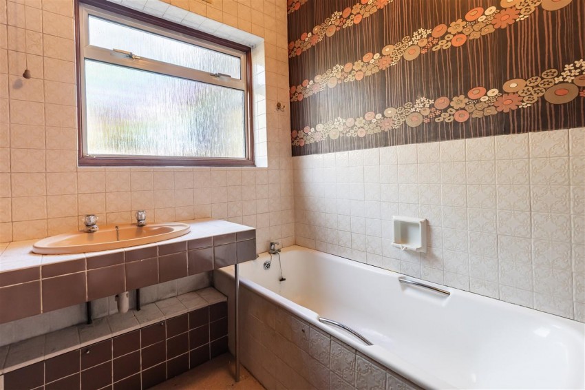 Images for Heath Drive, Theydon Bois