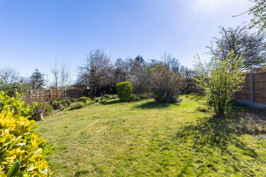 Images for Heath Drive, Theydon Bois