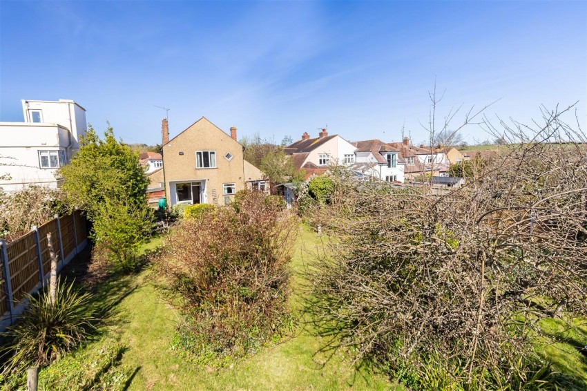 Images for Heath Drive, Theydon Bois