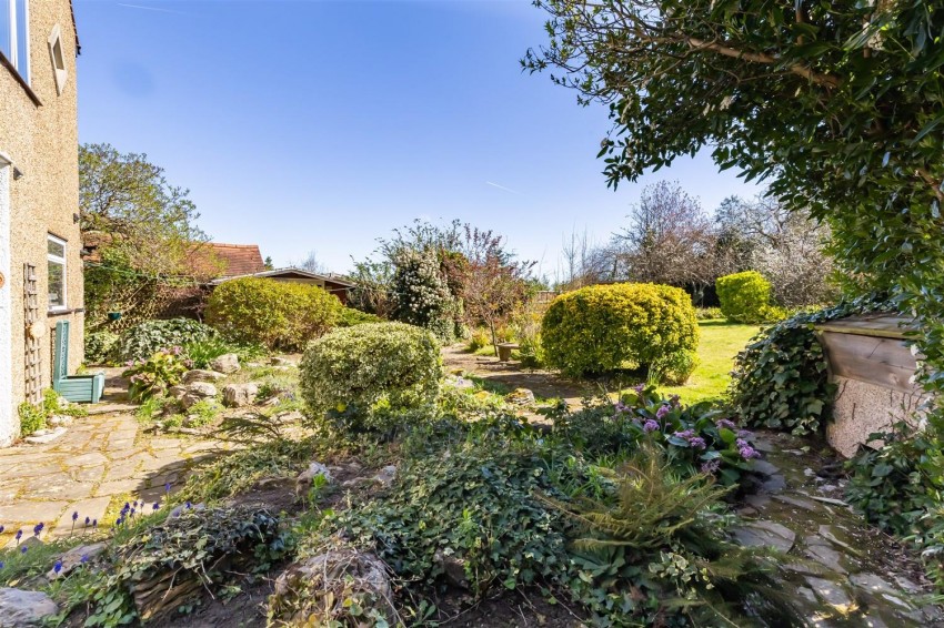 Images for Heath Drive, Theydon Bois