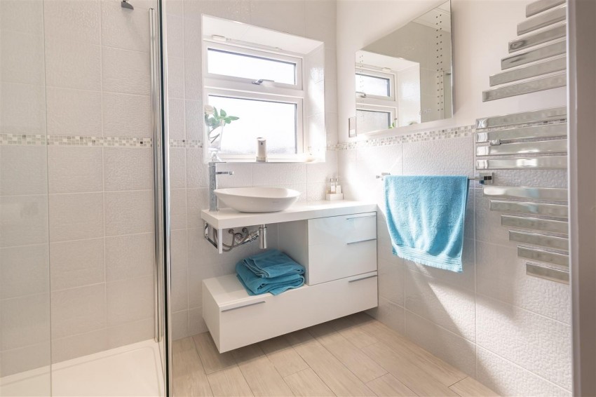 Images for Bower Hill, Epping